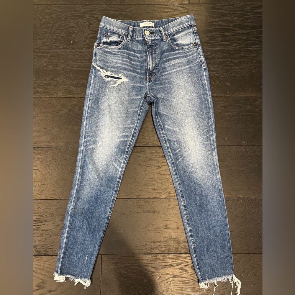 Like New MOUSSY Jeans only- sz 28